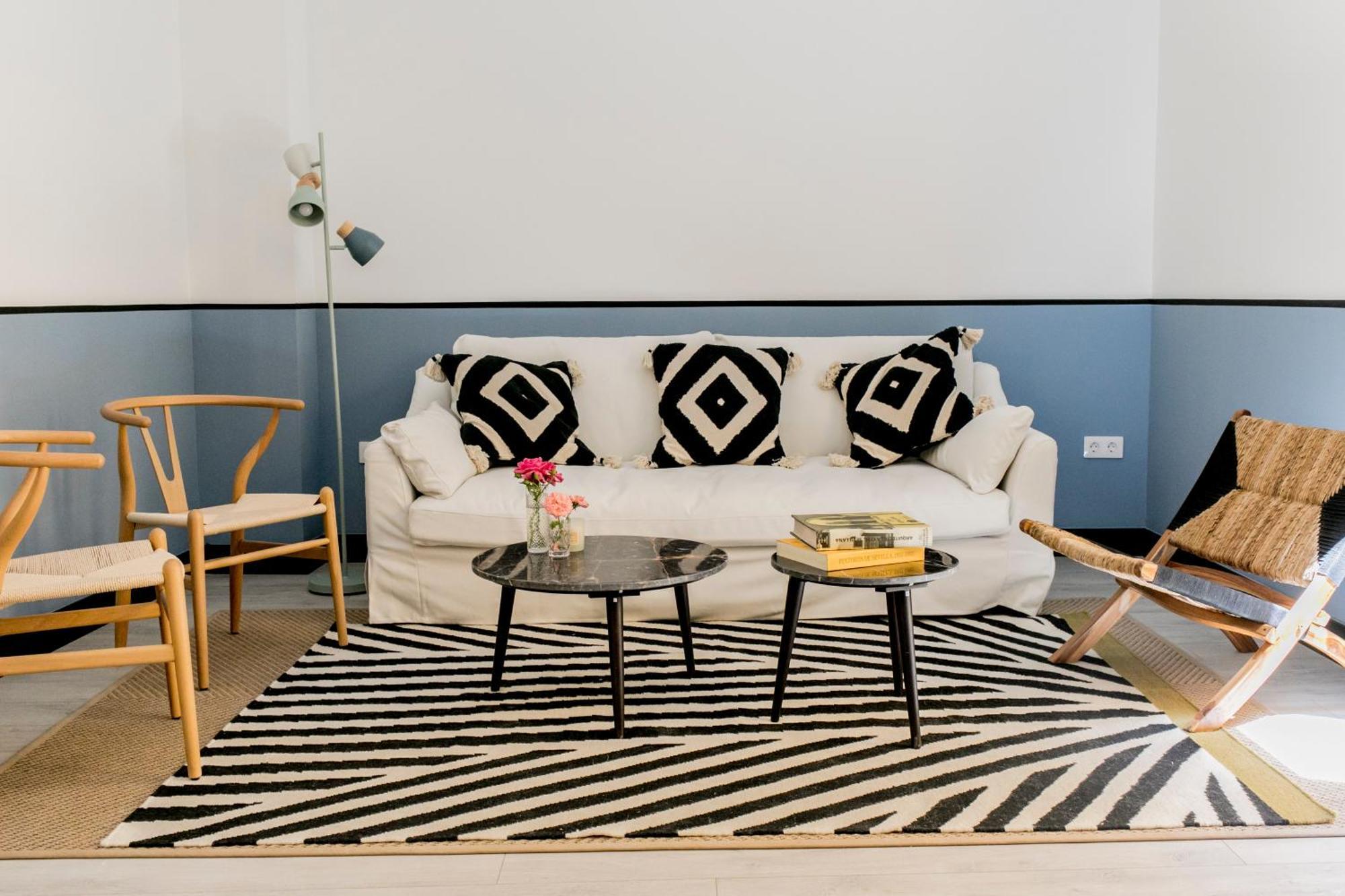 Pasaje Zamora Apartamentos Севилья Номер фото